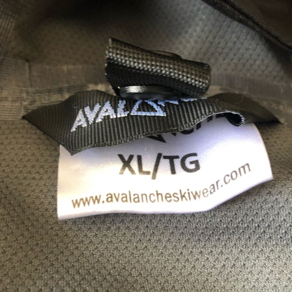 Avalanche Ski Wear Jacket - Picture 2 of 2